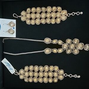 Lucky Brand Jonquil Lucite Lavalier Collar Necklace, 2 Bracelets & Earrings Set